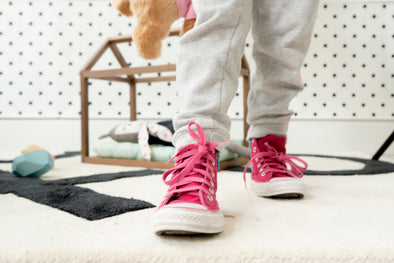 THE ULTIMATE GUIDE TO NON-TOXIC AND SUSTAINABLE KIDS AND BABY RUGS